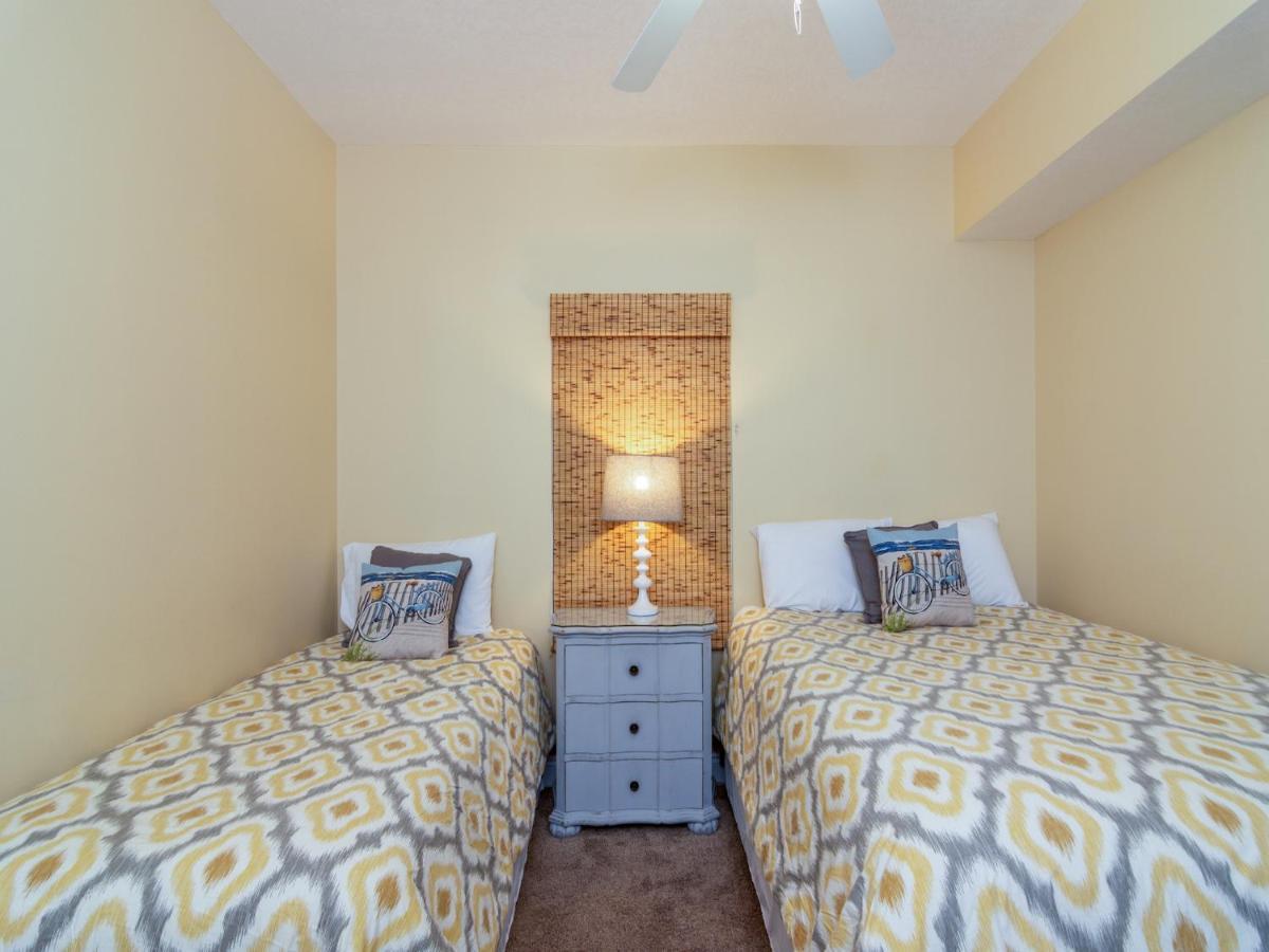 Calypso 209 East - Tower I, 2 Bedrooms, Sleeps 7, With Underground Parking Space Panama City Beach Exterior photo